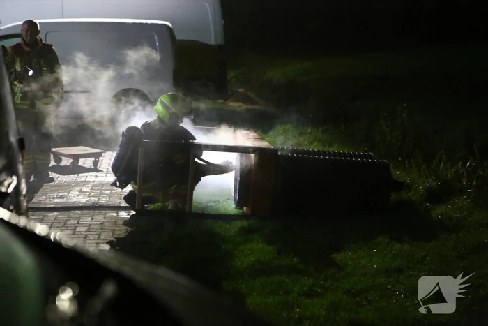 Brand bij houtbewerkingsbedrijf door broei