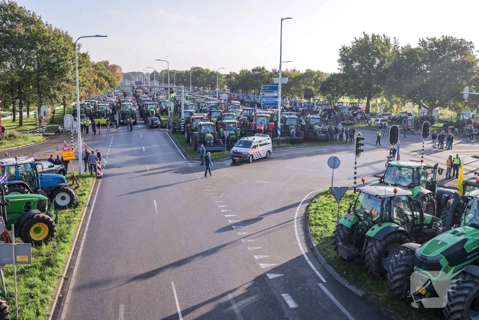 Bilthoven opslot door stikstof boerenprotest