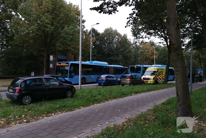 Drie auto's betrokken bij kop-staart aanrijding