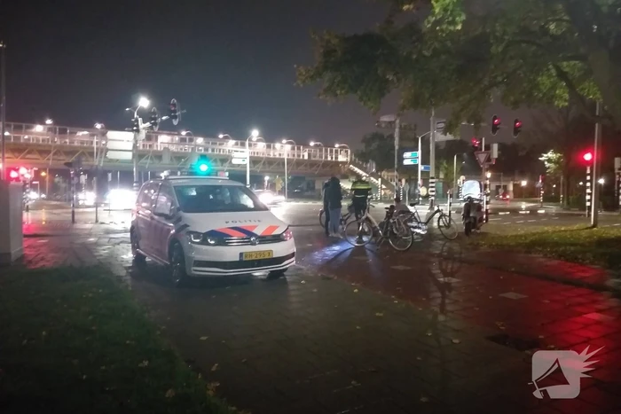 Fietser licht gewond na aanrijding met scooter