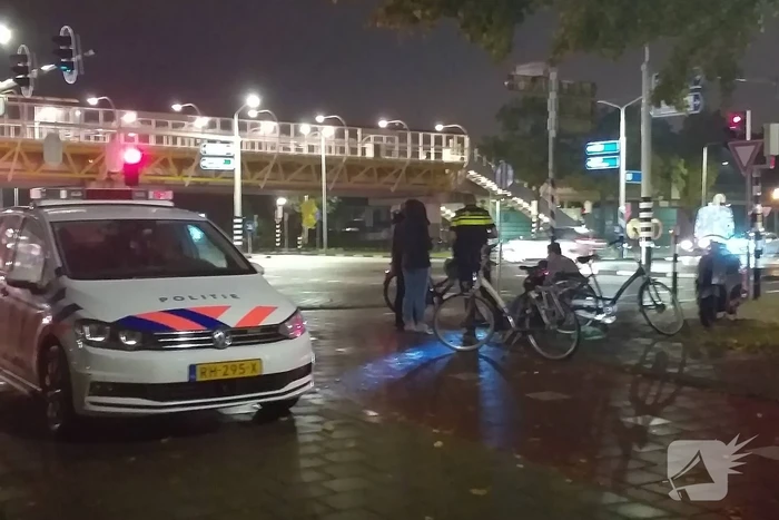 Fietser licht gewond na aanrijding met scooter