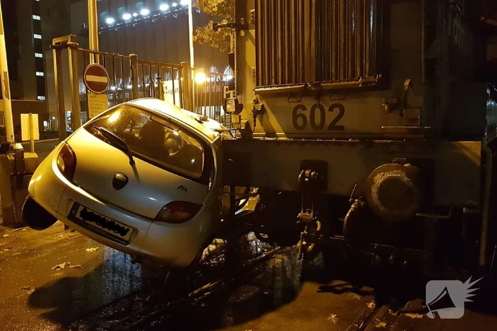 ongeval waalkade oss