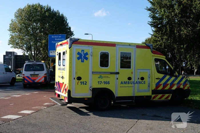 Drie voertuigen betrokken bij kop-staart botsing