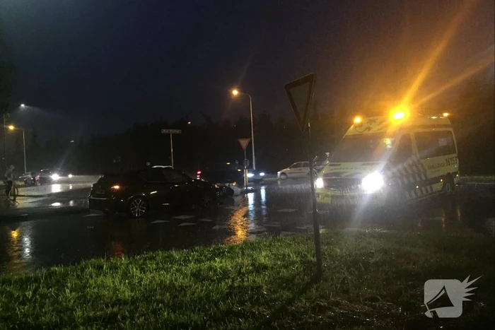 Scooterrijder gewond na botsing met auto