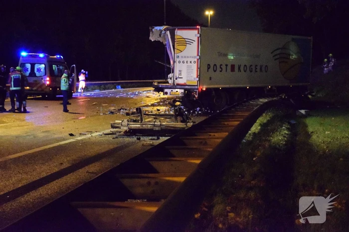 Zeer ernstig ongeval tussen twee vrachtwagens op snelweg