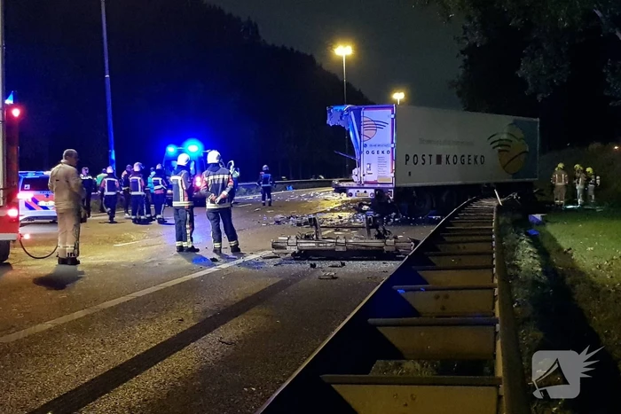 Zeer ernstig ongeval tussen twee vrachtwagens op snelweg