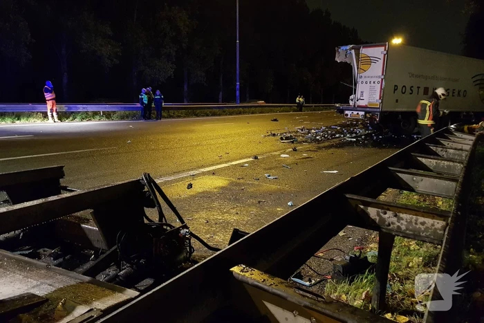 Zeer ernstig ongeval tussen twee vrachtwagens op snelweg