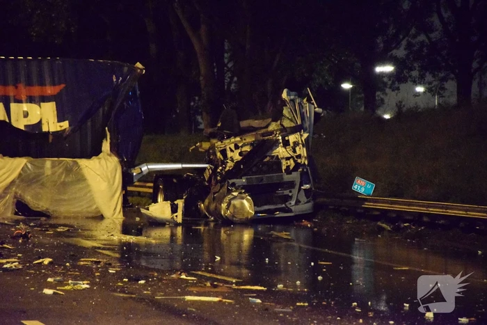 Zeer ernstig ongeval tussen twee vrachtwagens op snelweg