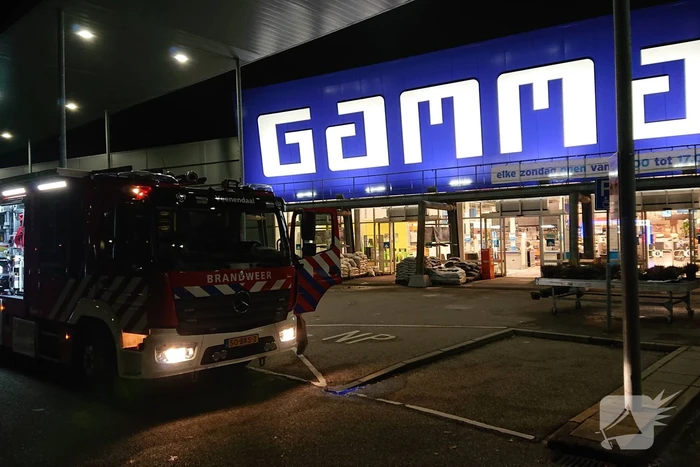 Gamma ontruimd na kortsluiting in lamp