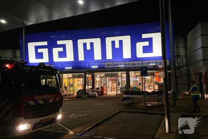Gamma ontruimd na kortsluiting in lamp