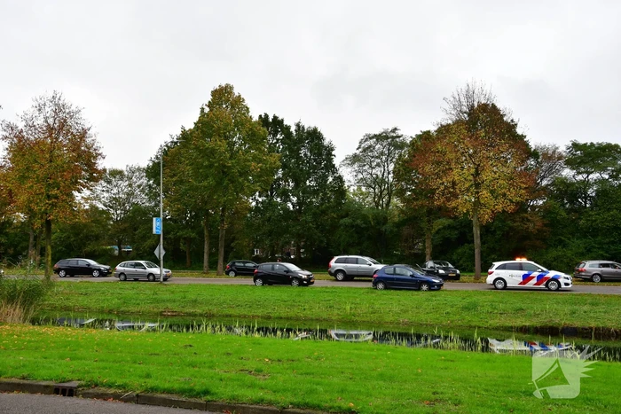 Persoon zwaargewond na val van brug