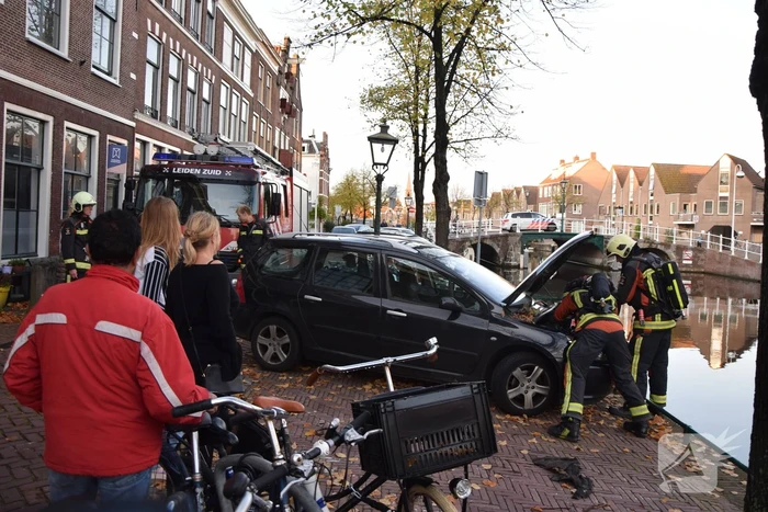 Klein brandje in motorruimte snel geblust