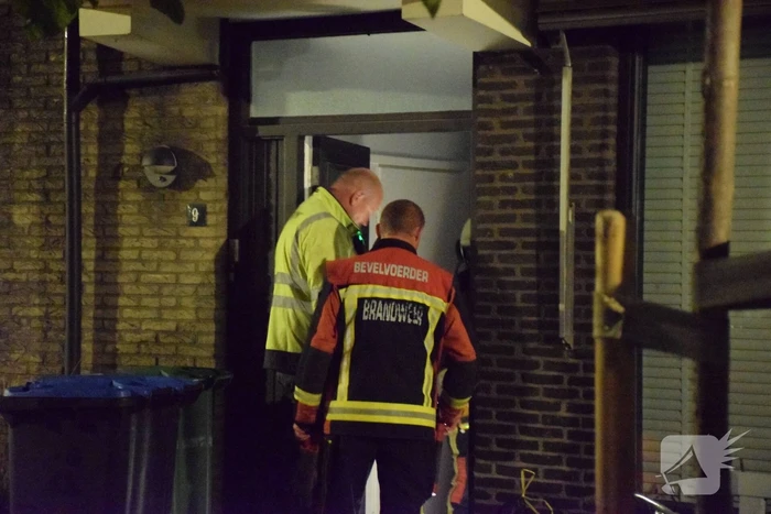 Brandweer enige tijd bezig met gaslucht