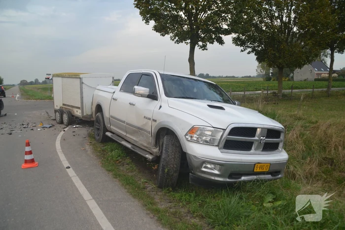 Flinke schade en gewonde na voorrangsfout