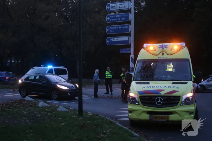 Fietser gewond na aanrijding met auto
