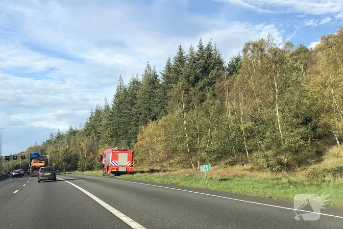 Rookontwikkeling uit camera langs snelweg