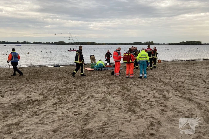 Grote zoekactie in Zevenhuizerplas naar vermiste snorkelaar