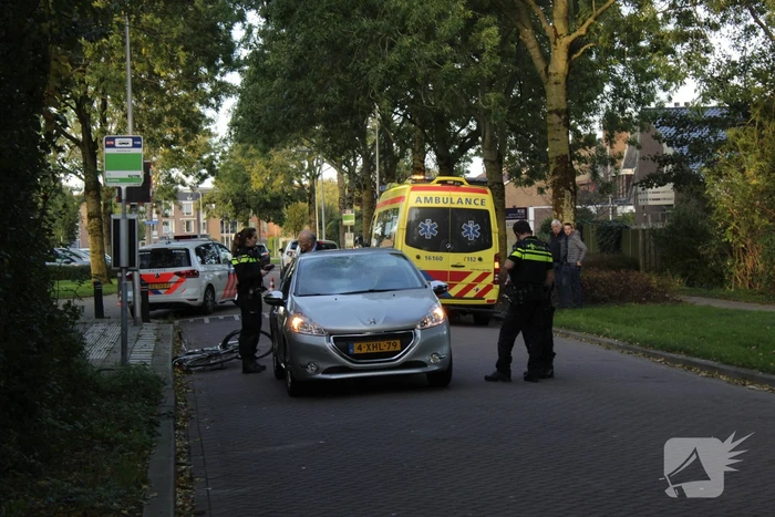 Fietser gewond na aanrijding met auto
