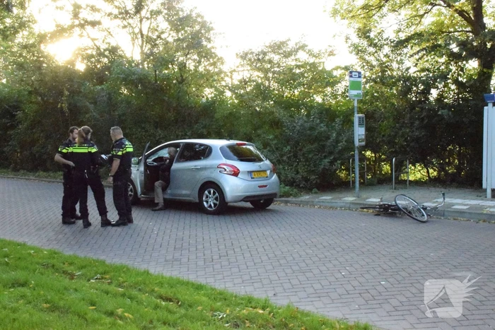 Fietser gewond na aanrijding met auto