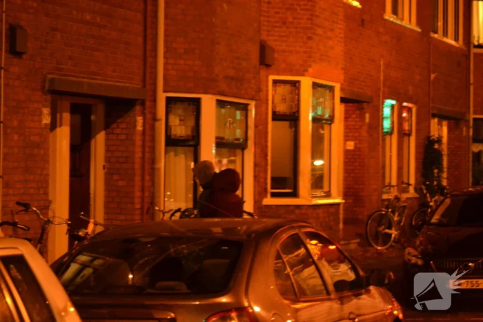 Brandweer onderzoekt gaslucht in woning