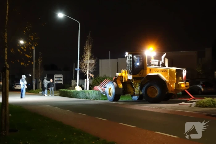 Arrestatieteam valt met zwaar geschut bedrijfspand binnen