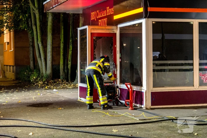 Restaurant zwaar beschadigd na brand in keuken