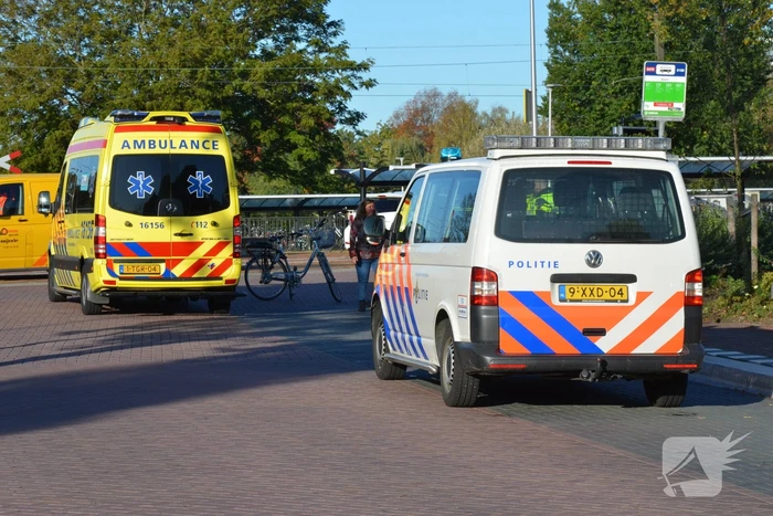 Fietser gewond na botsing met auto