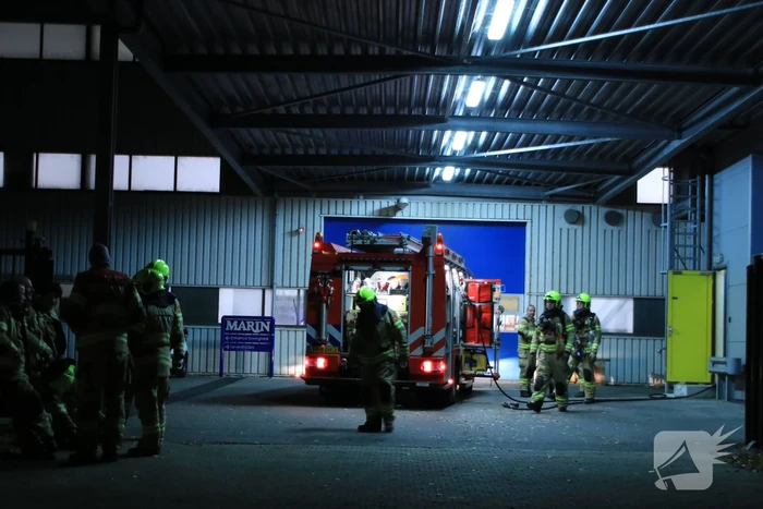 Brand in bedrijf snel onder controle