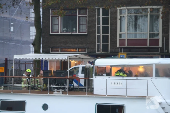 Isolatie machinekamer vliegt in brand