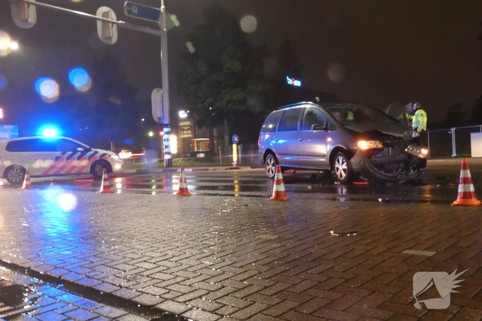 Flinke schade na aanrijding op kruising