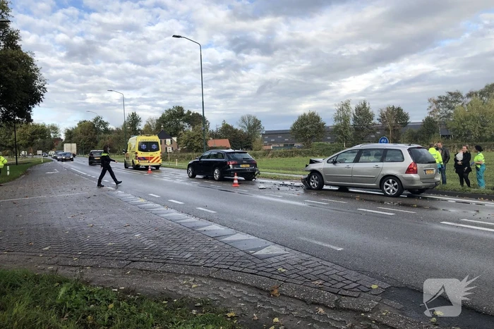 Flinke schade na kop-staart aanrijding