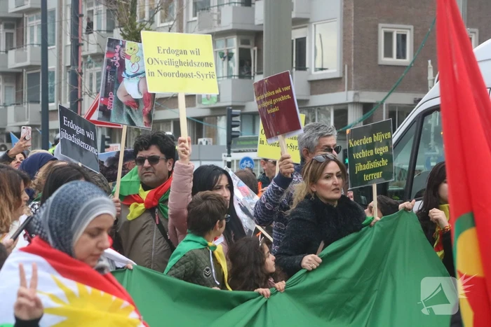 Acht aanhoudingen bij demonstratie van Koerden