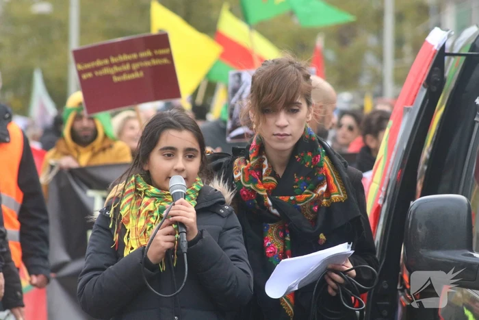 Acht aanhoudingen bij demonstratie van Koerden