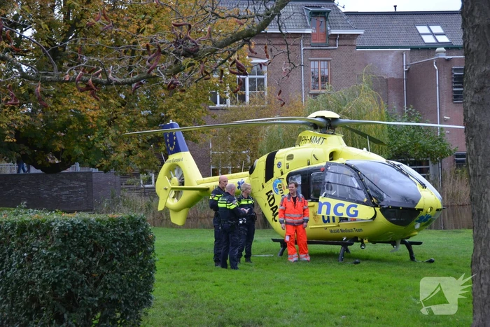 Traumahelikopter landt voor medisch incident