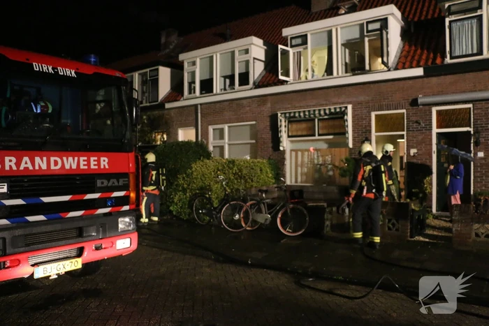 Fikse rookontwikkeling bij schoorsteenbrand