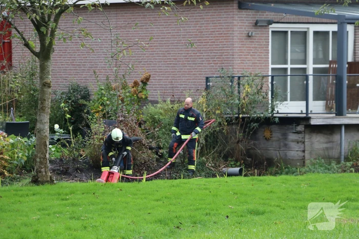Dak van kerk vat vlam bij werkzaamheden
