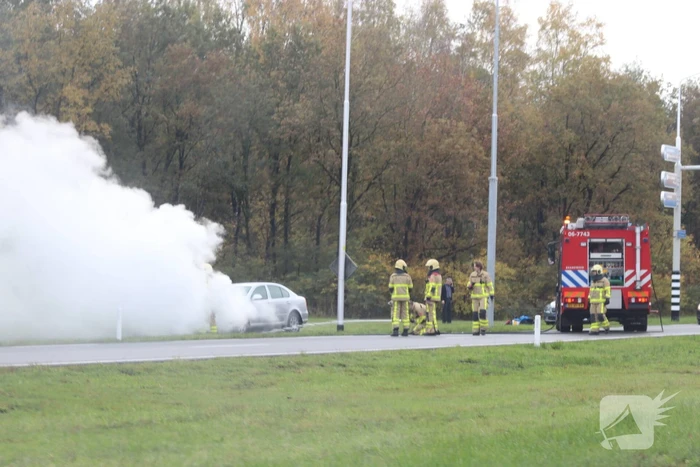 Forse rookontwikkeling bij autobrand langs snel