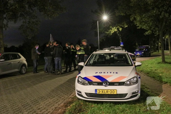 Politie houdt jagende boeren tegen
