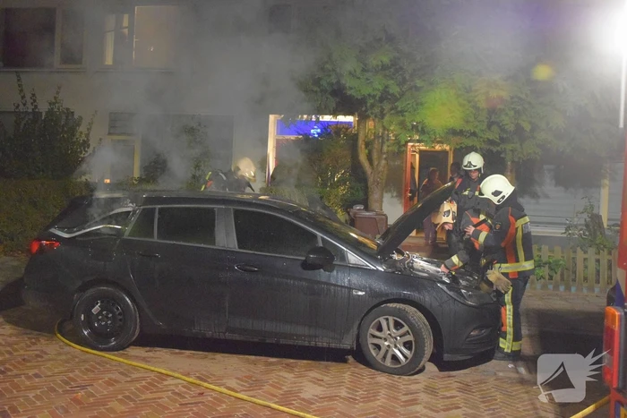 Wederom auto in de brand