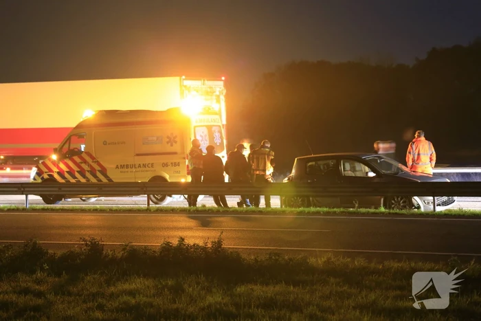 Flinke file na aanrijding met vrachtwagen