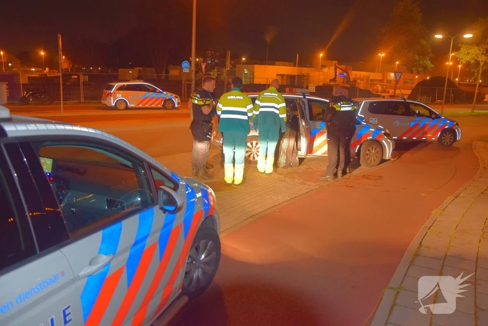 Politie haalt dronken scooterrijder uit sloot