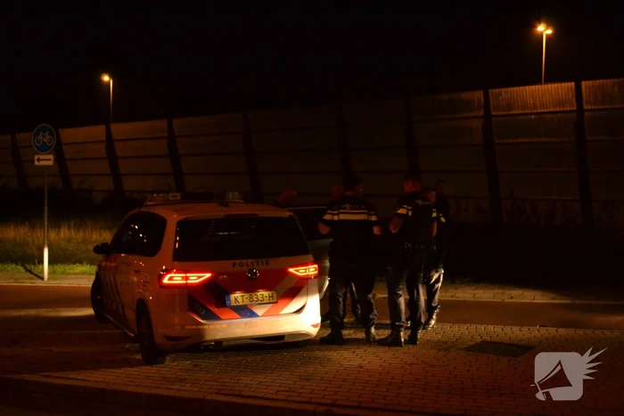 Politie haalt dronken scooterrijder uit sloot