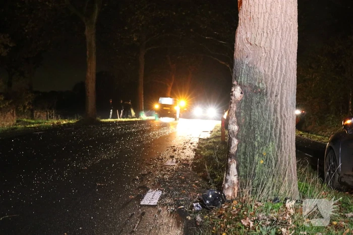 Flinke schade na botsing met boom