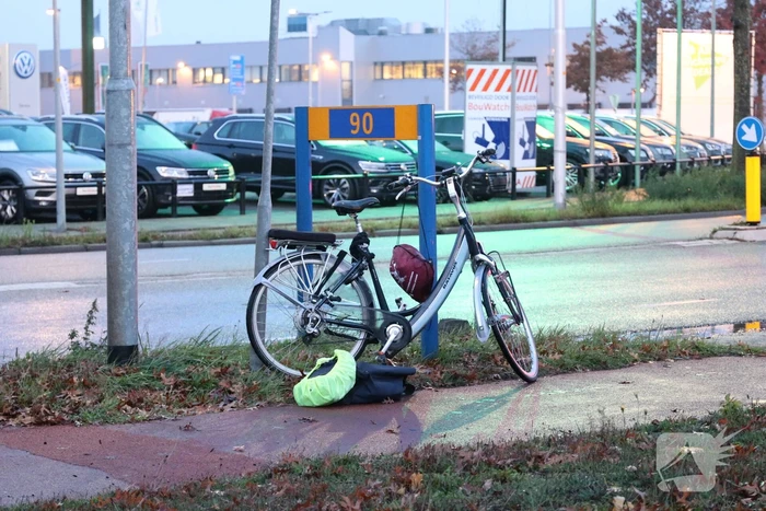 Fietsster gewond na aanrijding met auto