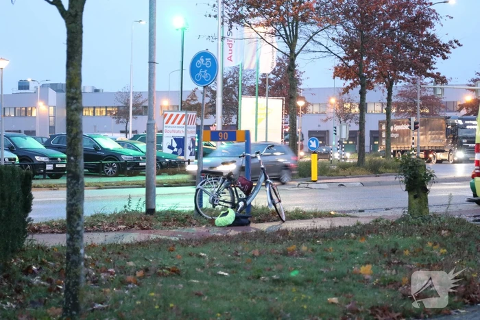 Fietsster gewond na aanrijding met auto