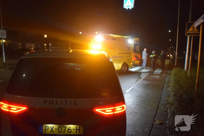 Fietser geschept door personenauto