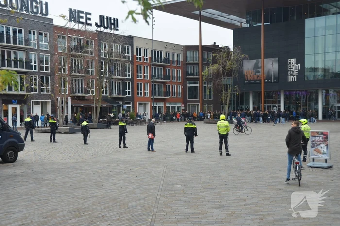 Demonstranten KOZP bij intocht Sinterklaas