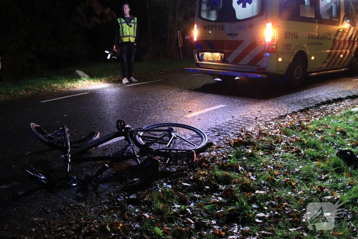 Fietser gewond na aanrijding met personenauto
