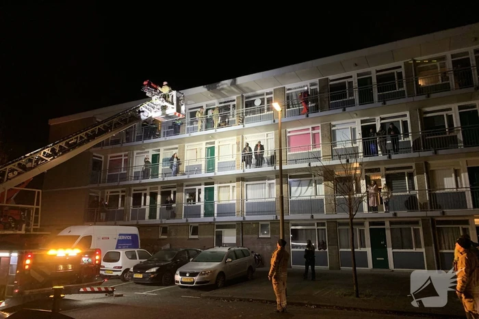 Politie schiet verdachte neer