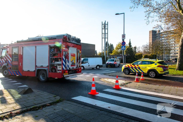 Vijf gewonden na aanrijding met drie voertuigen